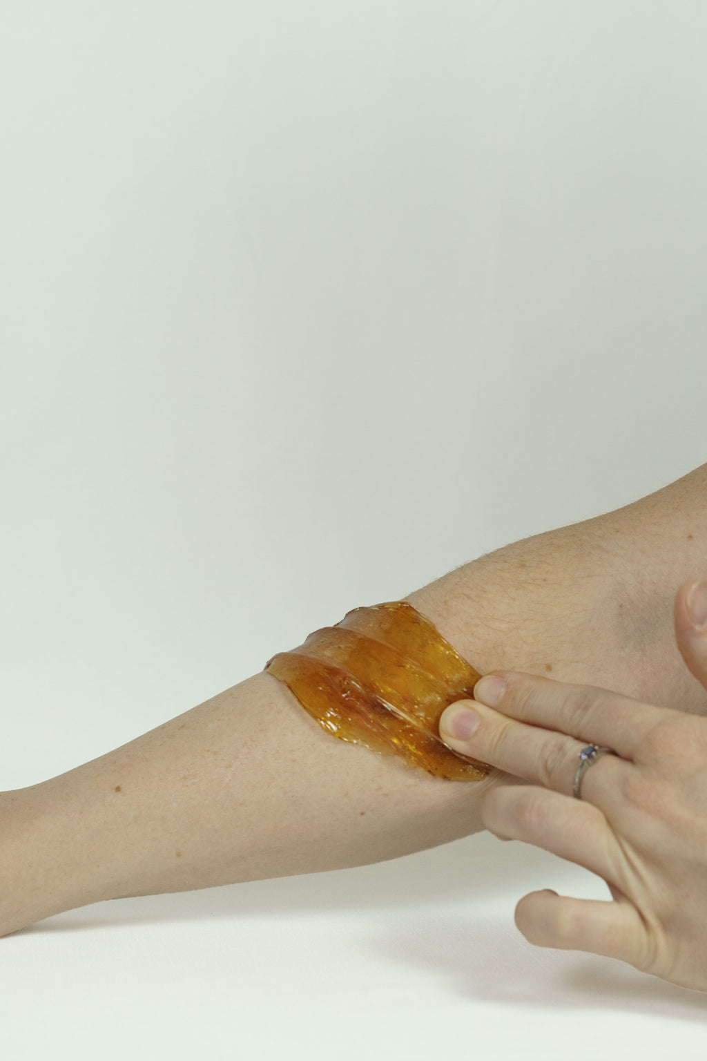 Firm sugar wax