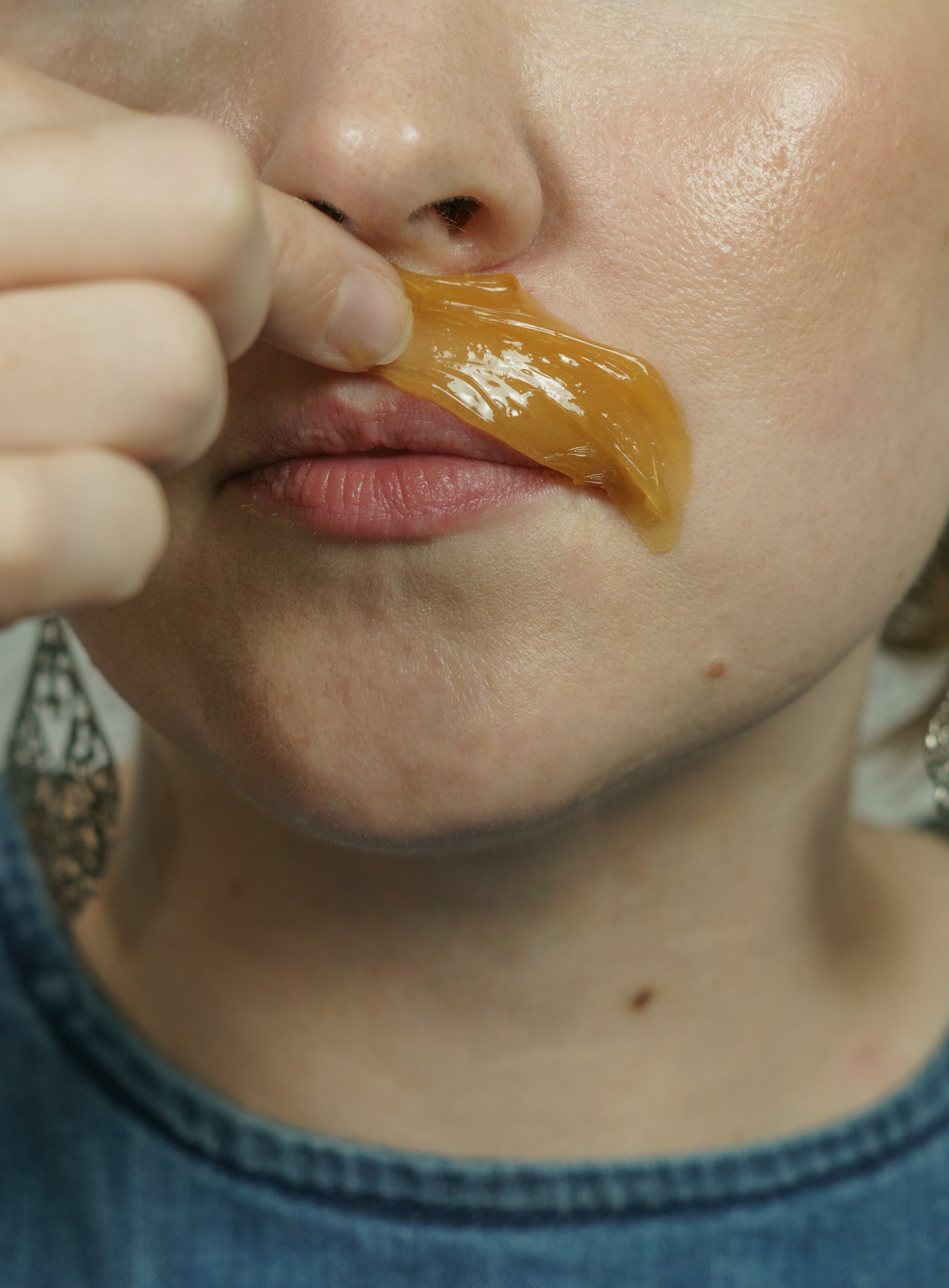 Firm sugar wax